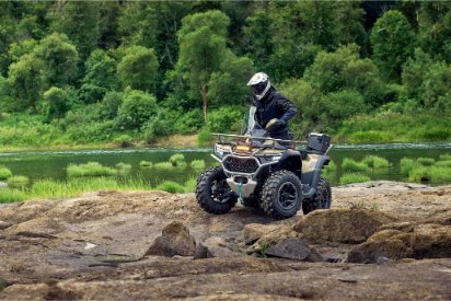 68408ceb7c4dd7a143161f1d_CFORCE 1000 OVERLAND_Action (2)